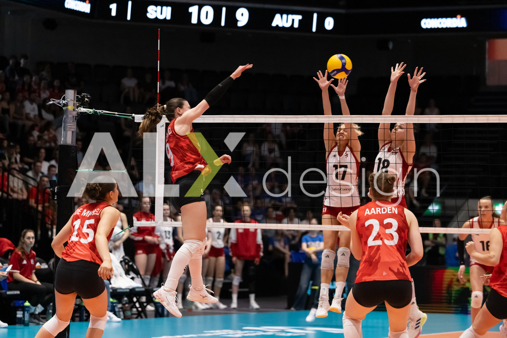 Austria v Switzerland - CEV European League Women | KRIENS, SWITZERLAND - JUNE 14: SARINA WIELAND of Switzerland attack / spike against DANA SCHMIT of Austria and NINA NESIMOVIĆ of Austria double block during the CEV European League match between Austria and Switzerland at Pilatus Arena on June 14, 2026 in Kriens, Switzerland. - Realisiert mit Pictrs.com