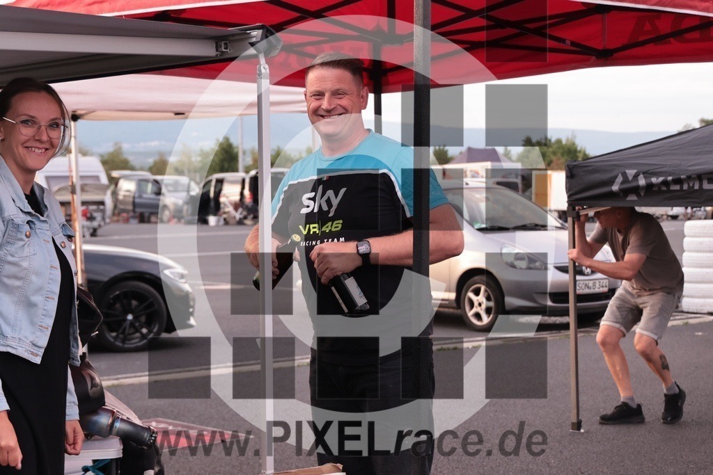 social-20250822_00023 | Schöne Erinnerungen an spannende Momente - das festzuhalten ist unser Job. PIXELrace.de ist seit 2003 auf den Rennstrecken Europas unterwegs um die Action draußen beim Fahren und die wunderbare Stimmung imm Fahrerlager für euch einzufangen.
