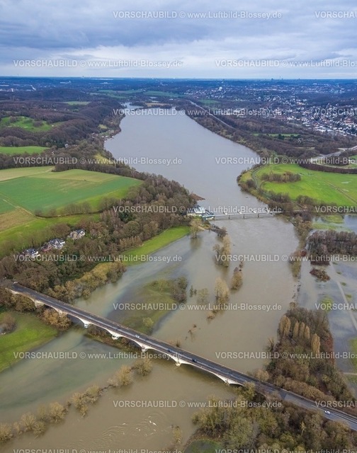 Hattingen231202137Ruhr-topaz | Luftbild, Ruhrhochwasser, Weihnachtshochwasser 2023, Fluss Ruhr tritt nach starken Regenfällen über die Ufer, Überschwemmungsgebiet Ruhrbrücke Kemnade und Kemnader Stausee mit Kemnader Wehr, Blankenstein, Hattingen, Ruhrgebiet, Nordrhein-Westfalen, Deutschland