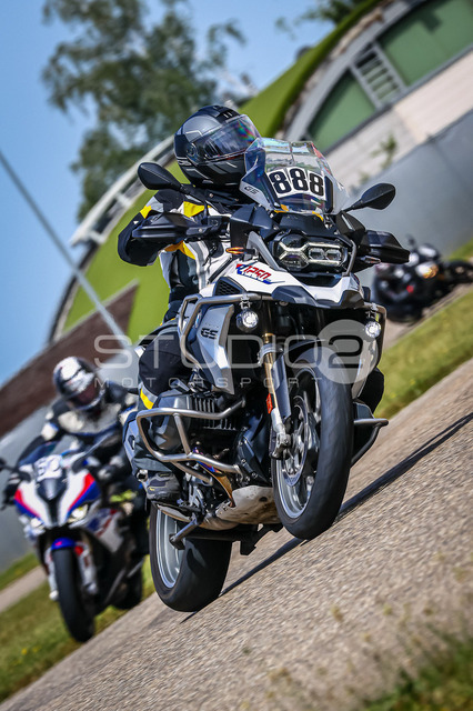 0888-260530DCB-050_888 | Deine Full-Service-Agentur für ✔️Videoproduktionen und ✔️Motorsportfotografie Jetzt Angebot anfragen!