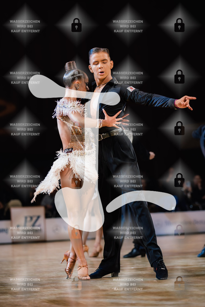 Goldstadtpokal 2025 - WDSF Open Latin Youth 2nd (72) Ivan Smekalkin _ Yeva Liermontova (Schwarz Weiß Club Pforzheim)-2025-01-25-8750 | Webshop for digital downloads and prints of dance sport, event & show photographer Julian Link - Realisiert mit Pictrs.com