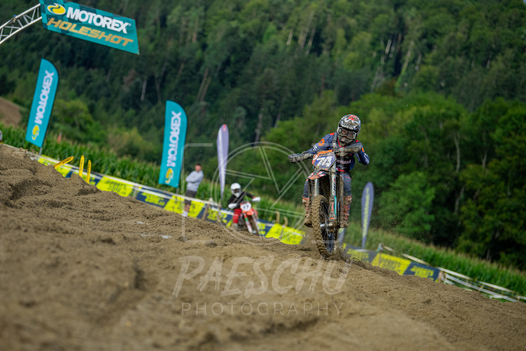 Lady (372) | Paeschuphoto Shop - Wer nicht sucht der auch nicht findet.Ob Motocrossbilder oder von einem besuchtem Spiel, Hauptsache Action. - Realisiert mit Pictrs.com