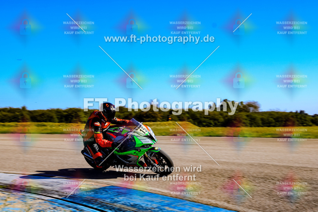 015-2546 | Hier findet Ihr Bilder von Touristenfahrten auf der Nürburgring Nordschleife oder von anderen Veranstaltungen die ich besucht habe. Viel Spass beim Durch Schauen 