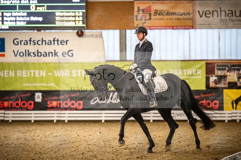 DOS_1415 | Entdecke hochwertige Reitturnierfotos von Foto Oger. Professionell, emotional und authentisch – jetzt Lieblingsmomente im Shop bestellen. - Realisiert mit Pictrs.com