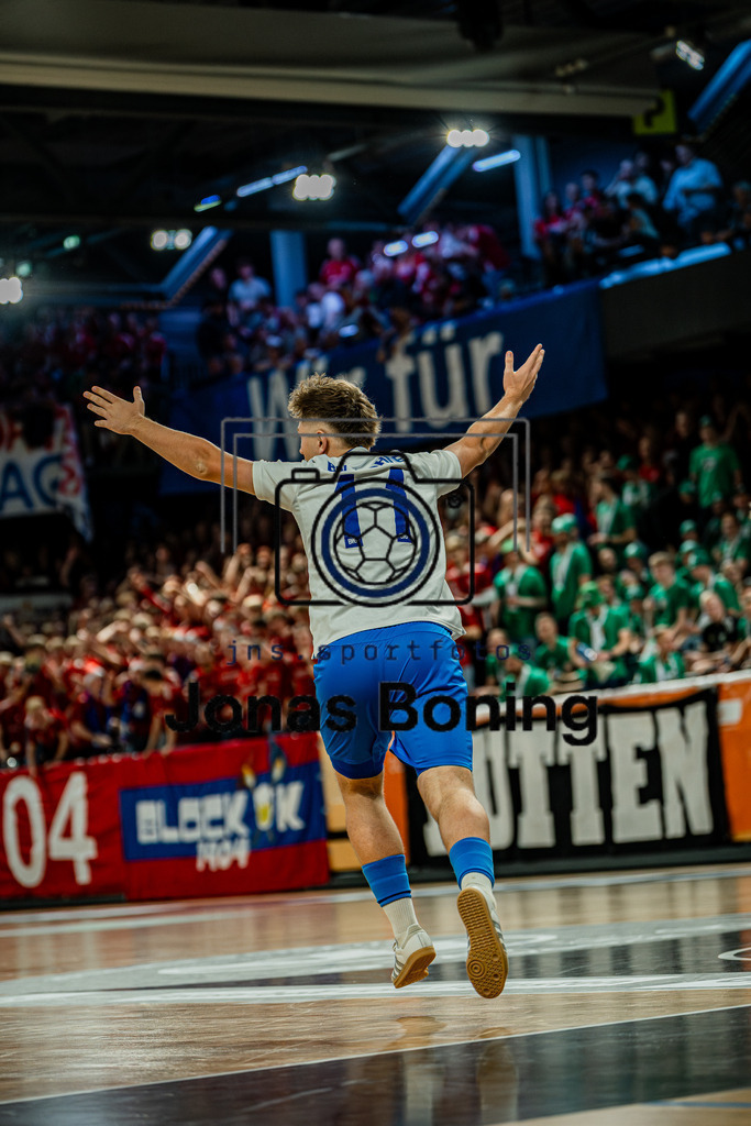 39. OM-Supercup-097 | jns.sportfotos - Realisiert mit Pictrs.com