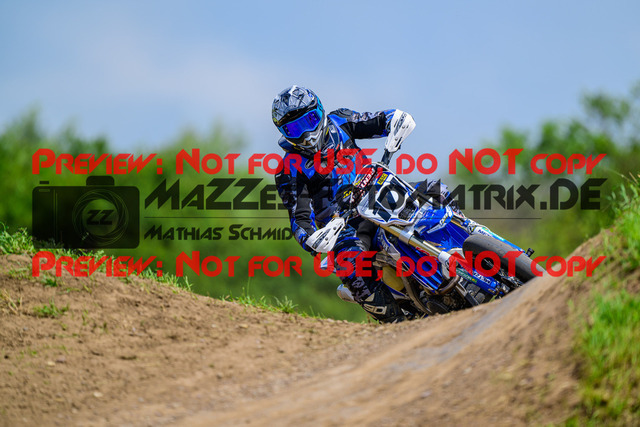 MaZZes_FotoMatrix_240622_6007705_8544 | S4