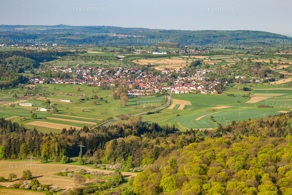 Luftbild: Ortsansicht von Nordosten im Ortsteil Stupferich in Karlsruhe im Bundesland Baden-Württemberg in Deutschland. Foto: IMG_26792.jpg vom 28.04.2010 durch Werner Riehm/FLY-FOTO.de