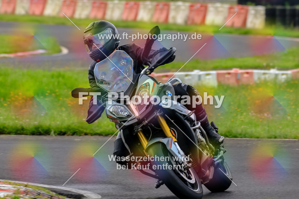 VBK-6533 | Hier findet Ihr Bilder von Touristenfahrten auf der Nürburgring Nordschleife oder von anderen Veranstaltungen die ich besucht habe. Viel Spass beim Durch Schauen 