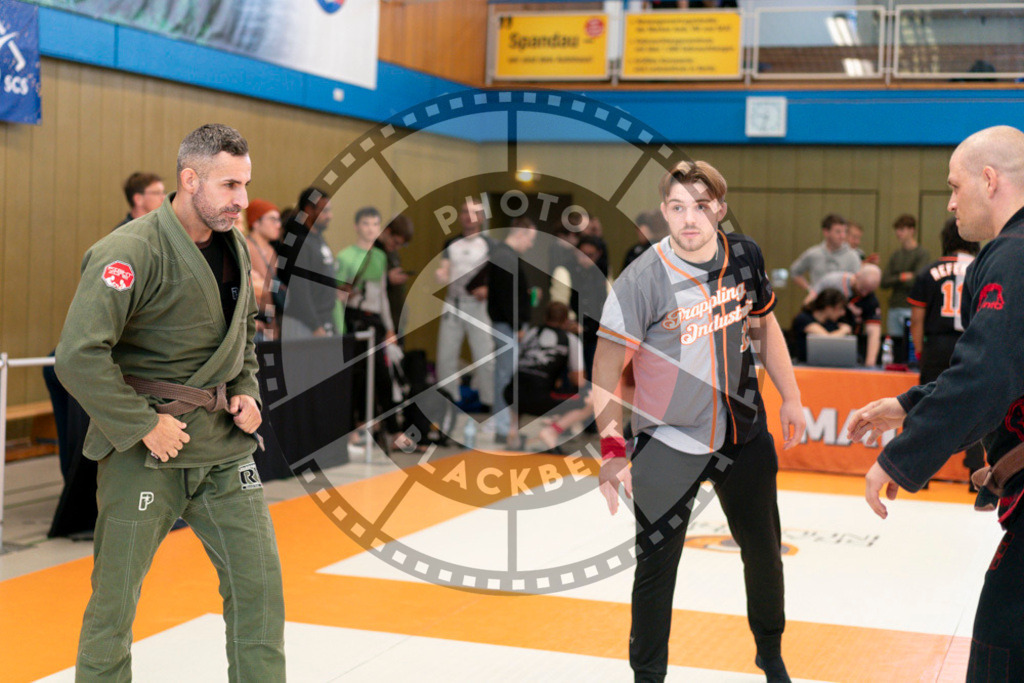 20240915PBB0296 | Athletes compete during the Grappling Industries’ grappling and Brazilian jiu-jitsu competition in Berlin, on September 15, 2024.