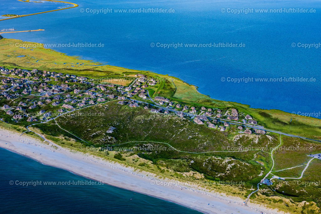 Sylt_Rantum_ELS_0887130825 | SYLT 21.06.2025 Ortsansicht an der Meeres-Küste in Rantum (Sylt) auf der Insel Sylt im Bundesland Schleswig-Holstein, Deutschland. // Townscape on the seacoast in Rantum (Sylt) at the island Sylt in the state Schleswig-Holstein, Germany. Foto: Martin Elsen