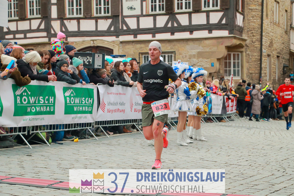 VR Bank Hauptlauf 10000m | 3 Koenigslauf 2023 - Realisiert mit Pictrs.com