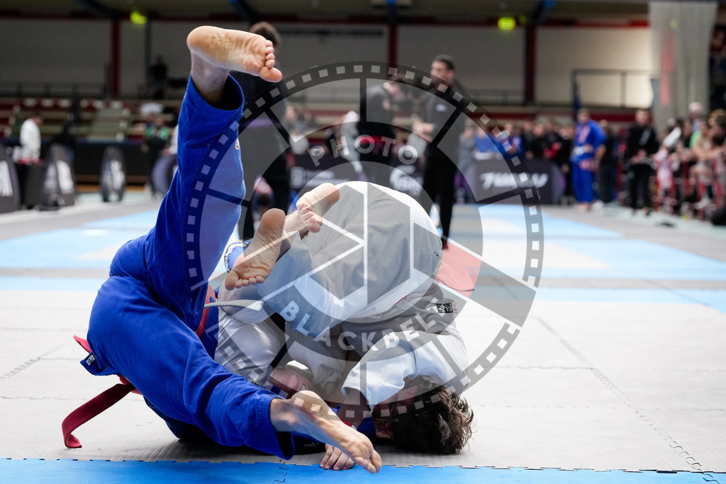 20250920PBB2383 | Athletes compete during the AJP Tour Hamburg International Jiu-Jitsu Championship, on September 20, 2025 in Hamburg, Germany. © Chiara Dazi / photoblackbelt