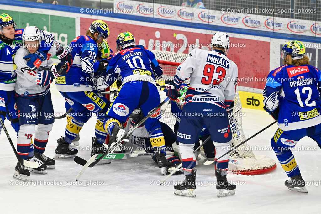 EC IDM Wärmepumpen VSV vs. Hydro Fehervar AV19  | #12 Pearson Chase EC VSV, #93 Mihaly Akos HYDRO FEHERVAR, #10 VALLANT Thomas EC VSV, ##1 LAMOUREUX Jean Philippe EC VSV, #22 SCHERBAK Nikita EC VSV, #47 Ambrus Csongor HYDRO FEHERVAR, #77 LINDNER Philipp EC VSV, EC IDM Wärmepumpen VSV vs. Hydro Fehervar AV19 , EC IDM Wärmepumpen VSV vs. Hydro Fehervar AV19  am 01.01.2025 in Villach (Stadthalle Villach), Austria, (Photo by Bernd Stefan)