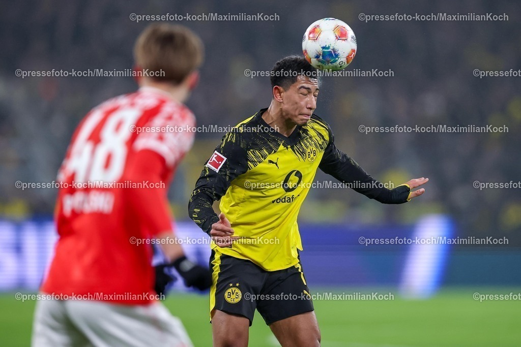 BVB13022601054 | 13.02.2026, Fußball, Borussia Dortmund - 1.FSV Mainz 05,, 1. Fußball Bundesliga, 22. Spieltag, Signal Iduna Park, Saison 2025 2026: Jobe Bellingham&nbsp;(BVB #07)  DFB regulations prohibit any use of photographs as image sequences and or quasi-video.