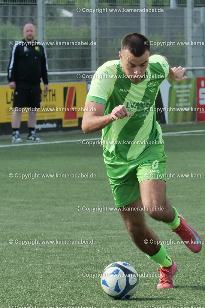 Fußball : Bezirksliga : SV 08/29 Friedrichsfeld - Borusia Veen am 10.05.2026 in Voerde Friedrichsfeld | Fußball : Bezirksliga : SV 08/29 Friedrichsfeld - Borusia Veen am 10.05.2026 in Voerde Friedrichsfeld - Realisiert mit Pictrs.com