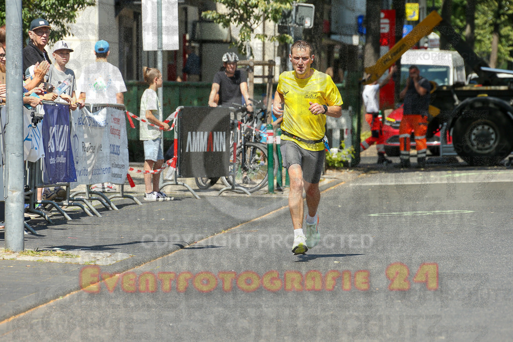 250621_1135_EX1_3667 | Sportfotografie im Rhein-Sieg Kreis, Köln, Bonn, NRW, Rheinland Pfalz, Hessen, etc. Unser Tätigkeitsfeld umfasst den Laufsport vom Volkslauf über den Marathon, Duathlon, Triathon bis zum Ultralauf wie Kölnpfad Ultra oder Schindertrail.
