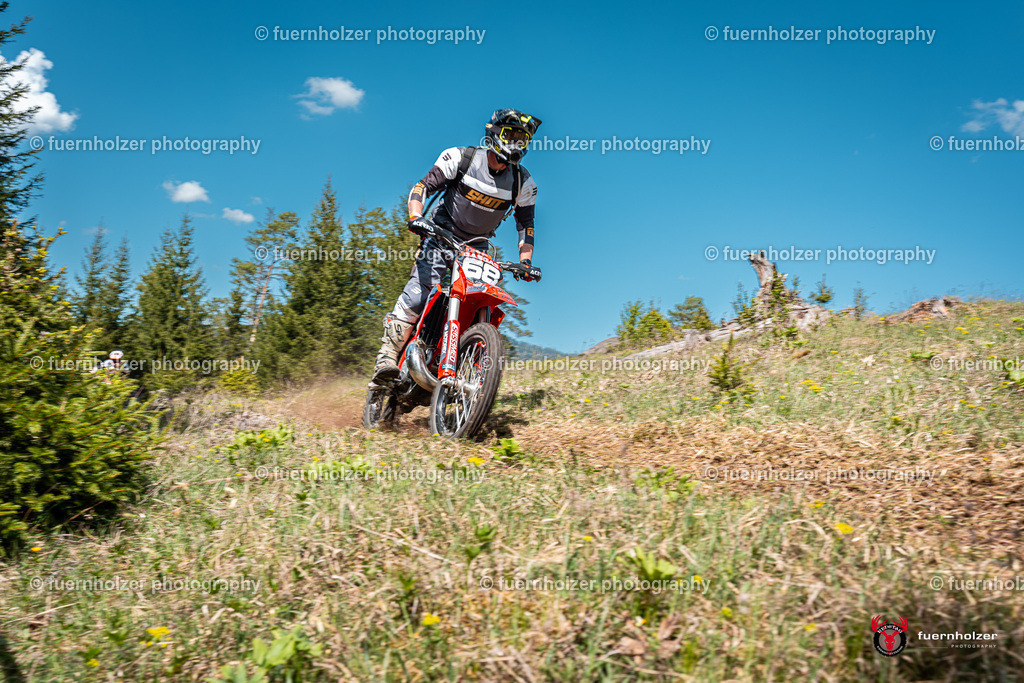 fuernholzer_250501-C1-440 | Fotografische Impressionen von der Red Stag Enduro Extreme by fuernholzer-photography.com. Endurosport in Österreich fotografisch festgehalten von fuernholzer. Auftragsfotografie für Private, Gewerbefotos und Industriefotografie. Eventfotografie, Sportfotografie und Motorsportfotografie. Anbieter von Fotoworkshops, Fototraining, fotografischen Vorträgen und Fotoseminaren.
