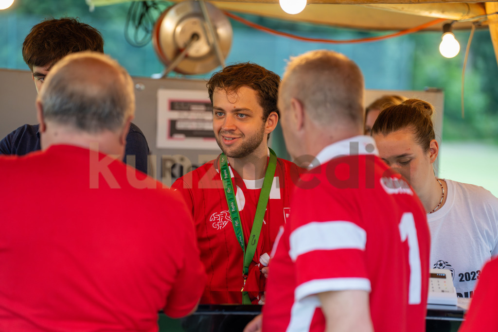 105_Public Viewing Reinach - Achtelfinale Schweiz -Italien EM 2024_kunzmedia.ch | OnlineShop für Bilder kunzmedia.ch