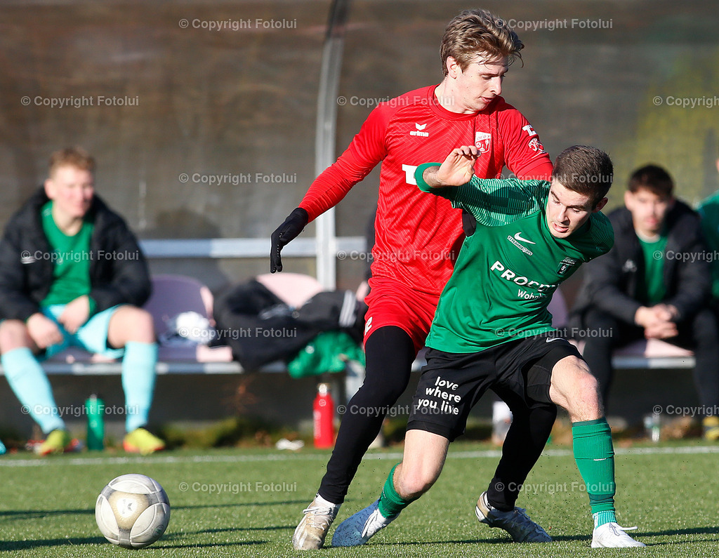 A_LUI_190125_24 | SPORT FUSSBALL TESTSPIEL ASKOE OEDT -UNION PROCORN DIETACH 18.01.2025 IM BILD : SEBASTIAN KAPSAMER  (OEDT) UND DAVID KUEHAS  (DIETACH) FOTO:FOTOLUI