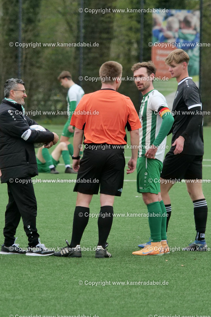 Fußball : Kreisliga A : TV Voerde - Rheingold Emmerich am 29.03.2026  in Voerde. | Fußball : Kreisliga A : TV Voerde - Rheingold Emmerich am 29.03.2026  in Voerde. - Realisiert mit Pictrs.com