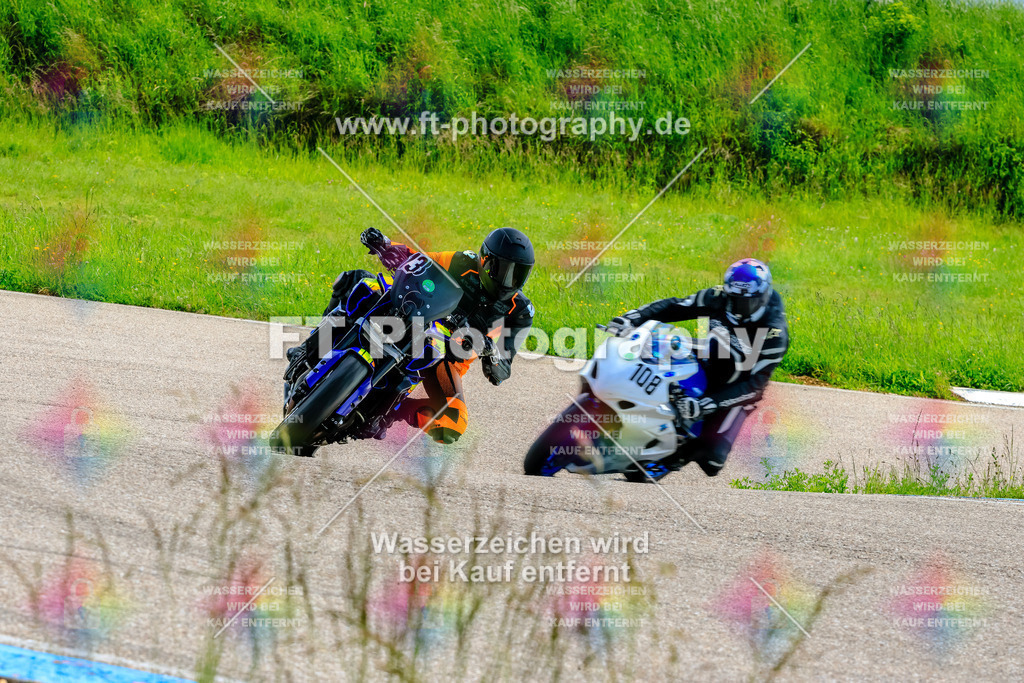 MotoTeam-0418 | Hier findet Ihr Bilder von Touristenfahrten auf der Nürburgring Nordschleife oder von anderen Veranstaltungen die ich besucht habe. Viel Spass beim Durch Schauen 