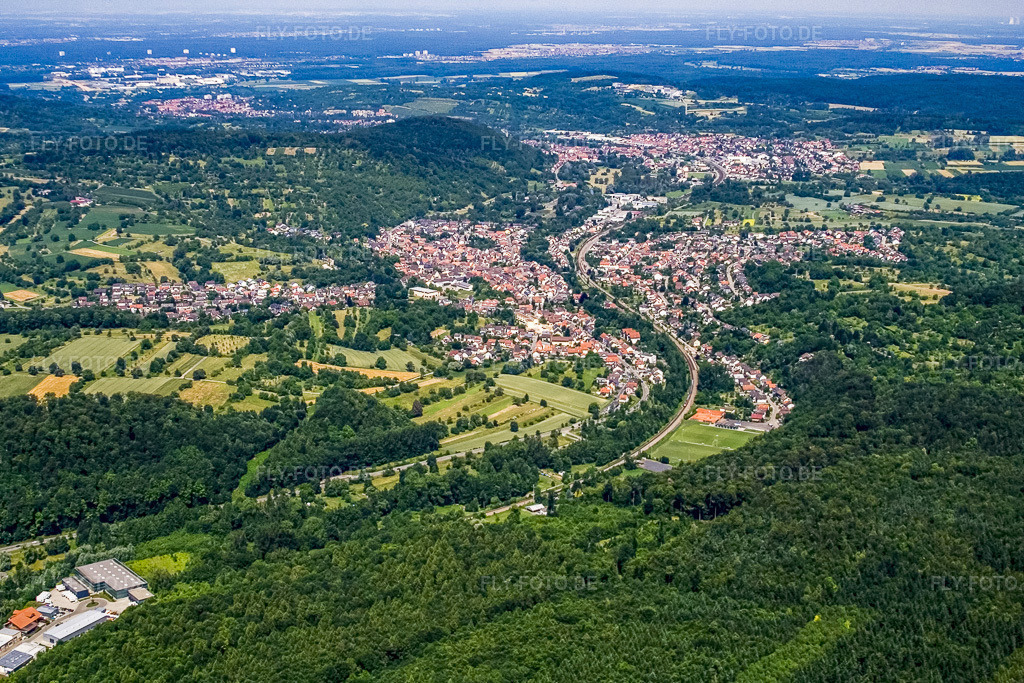 Luftbild: Ortsansicht von Südosten im Ortsteil Söllingen in Pfinztal im Bundesland Baden-Württemberg in Deutschland. Foto: IMG_3281.jpg vom 01.07.2006 durch Werner Riehm/FLY-FOTO.de