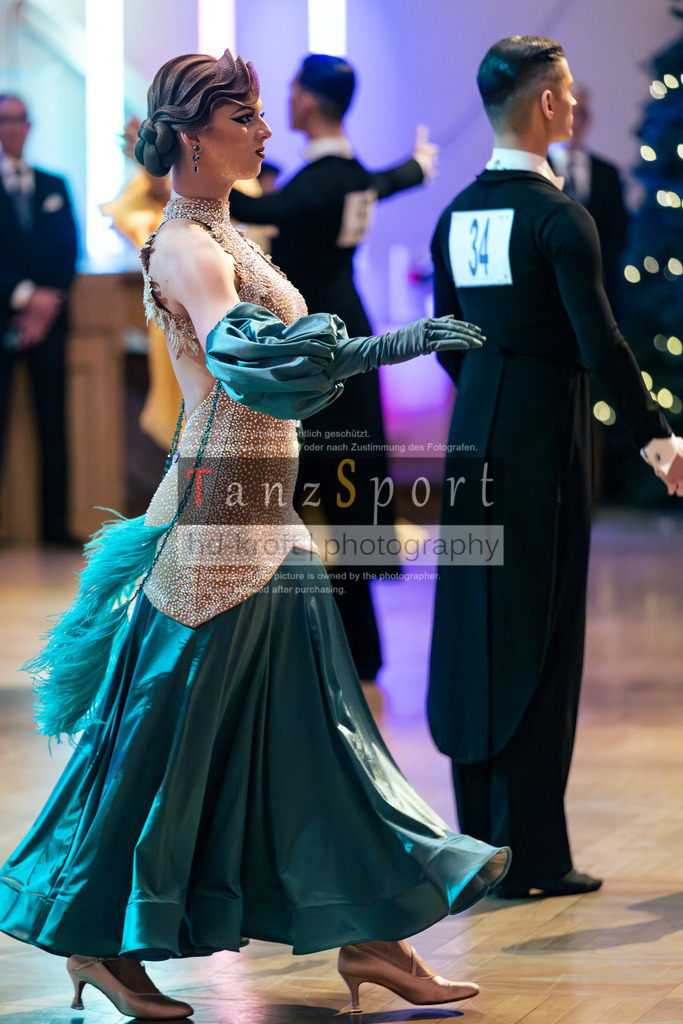 20251129_DM-HGS-S-Std_09110 | Tanzsportbilder, Standardtanz, Lateintanz, WDSF, DTV, LTVB, dancecomp, goc, hessen tanzt, blaues band der spree, walzer, tango, wiener walzer, slowfox, quickstepp, samba, rumba, cha-cha-cha, paso doble. jive, hd-kroft photography, turniertanzsport