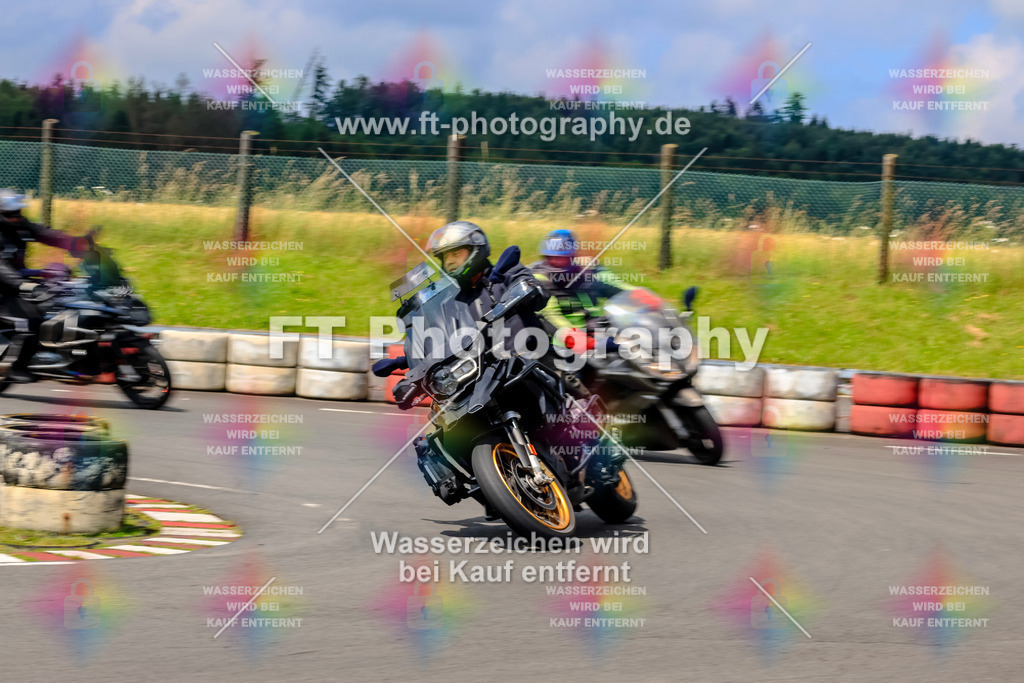 _TCM3293 | Hier findet Ihr Bilder von Touristenfahrten auf der Nürburgring Nordschleife oder von anderen Veranstaltungen die ich besucht habe. Viel Spass beim Durch Schauen 