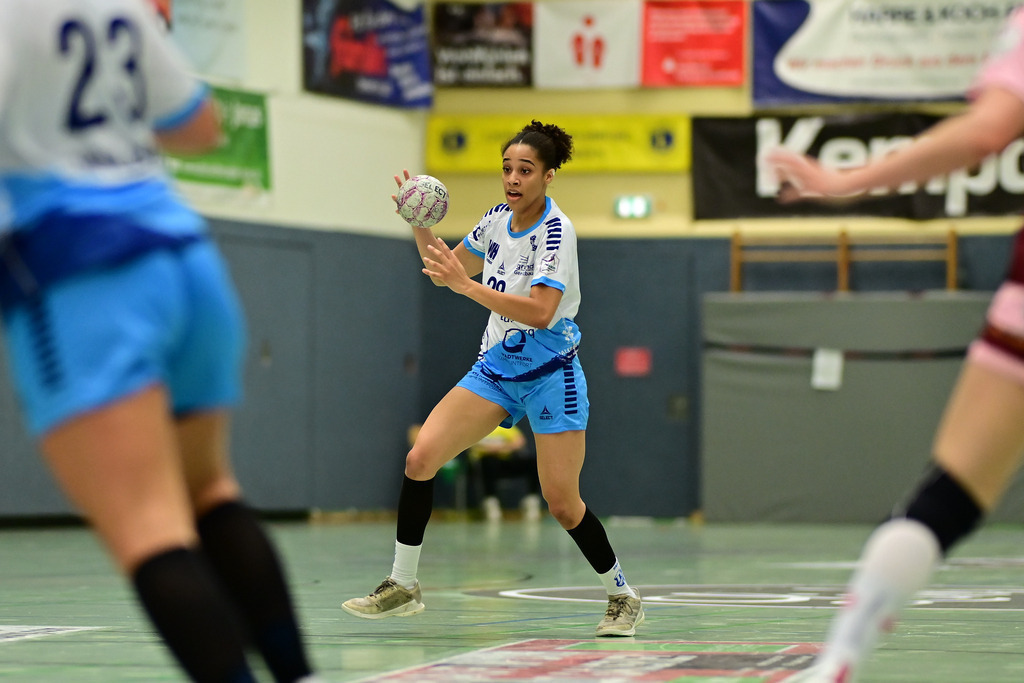 Handball I Frauen I Saison 2025-2026 I 2. HBF I 1. Spieltag I HL Buchholz 08-Rosengarten - TuS Lintfort | Der Sportfotograf. - Realisiert mit Pictrs.com