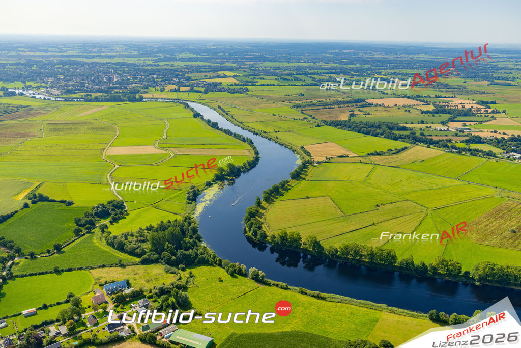 Klassische Luftaufnahme ohne Drohne zeigt:Bargen bei Erfde - Die Luftbildaufnahme wurde 2025 vom UL-Flugzeug heraus erstellt ( keine Drohnenaufnahme ) - Hochauflösende Luftaufnahme -Nicht vergleichbar mit Google Maps oder Satelittenbilder- Die Geschenkidee !Mit Lizenz und Bildrechte bestellbar