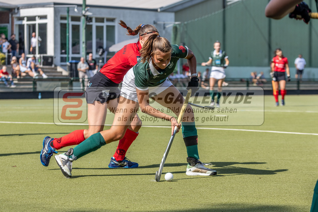 MJ_2023-09-10_F_CR-UHTC-25 | Lynn Neuheuser (Uhlenhorst Mülheim #28), Club Raffelberg - Uhlenhorst Mülheim am 10.9.2023 in der Sportanlage Club Raffelberg, Duisburg