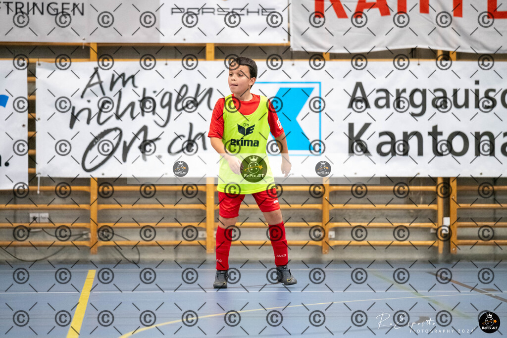 20241130_FCR-Hallenturnier-E-2_025 | Sport und Naturfotografie von Roberto Esposito zeigt echte Momente Bewegung und die Schönheit der Natur. Ausdrucksstarke Bilder schaffen Emotionen.