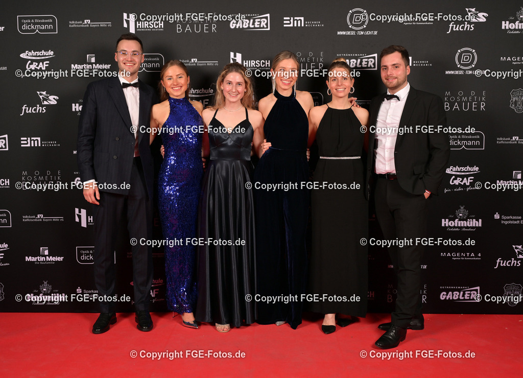 20240113-fge-fotos-0283 | Eröffnungsball der FGE am 13.01.2024 im Alten Stadttheater in Eichstätt. - Realisiert mit Pictrs.com