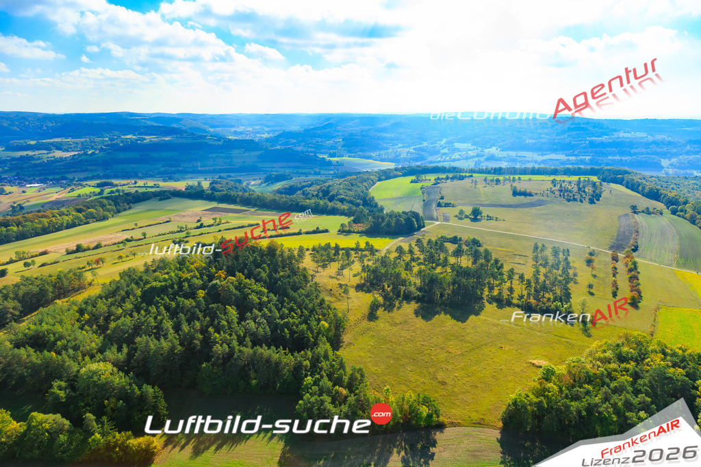 Die Luftaufnahme Staffelberg - Staffelstein wurde vom UL-Flugzeug (keine Drohne) aus fotografiert.Hohe Druck- Auflösung-die Geschenkidee!