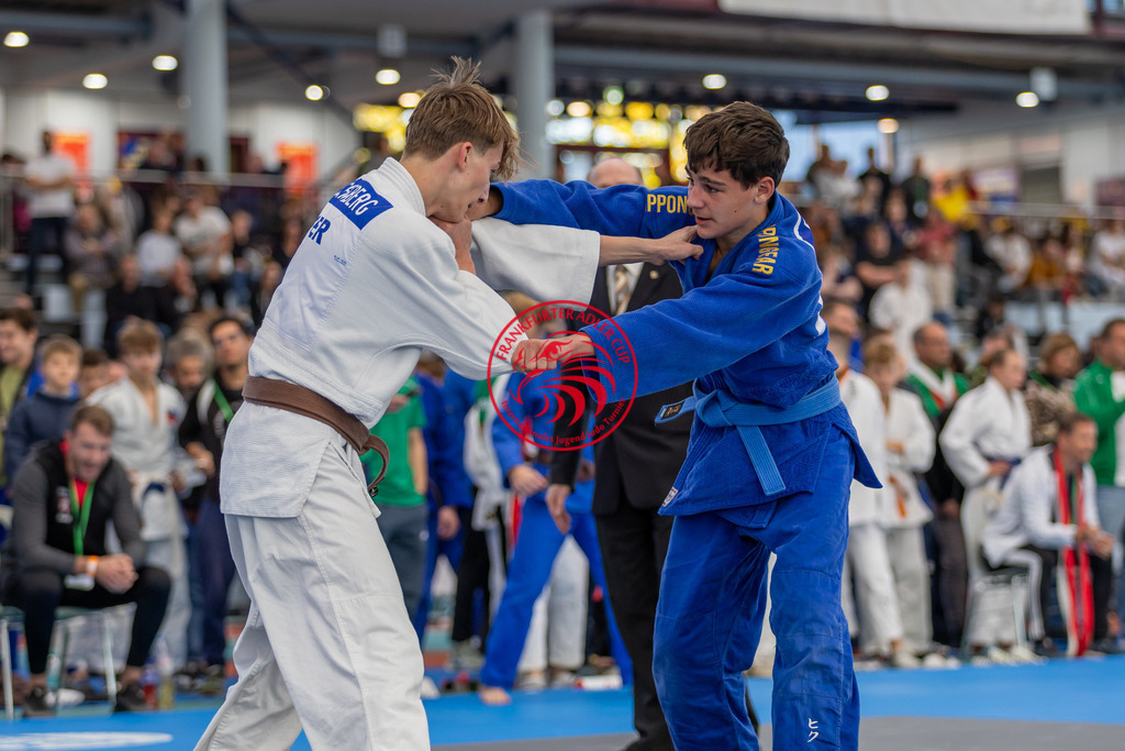 Internationaler Adler Cup 2024 | Foto vom Internationalen Adler Cup Judo Turnier im Sport- und Freizeitzentrum Kalbach im Oktober 2024 - Realisiert mit Pictrs.com