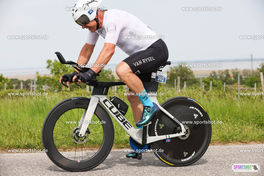 007A5606 | Neusiedler See Radmarathon 2025 #neusiedlerseeradmarathon #yourpictrs #sportshot_your_pictrs @Sportshotphotography Copyright:www.sportshot.de