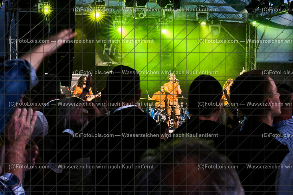 ALP5792_VOLKSFEST_Bieranstich_Musik Die HIGHLIGHTS | (C)FotoLois.com, Alois Spandl, BIERANSTICH im Festzelt beim WIESELBURGER VOLKSFEST mit den TSCHECHEN als Vorband und dem Auftritt von Die HIGHLIGHTS, Mi 28. Juni 2023.