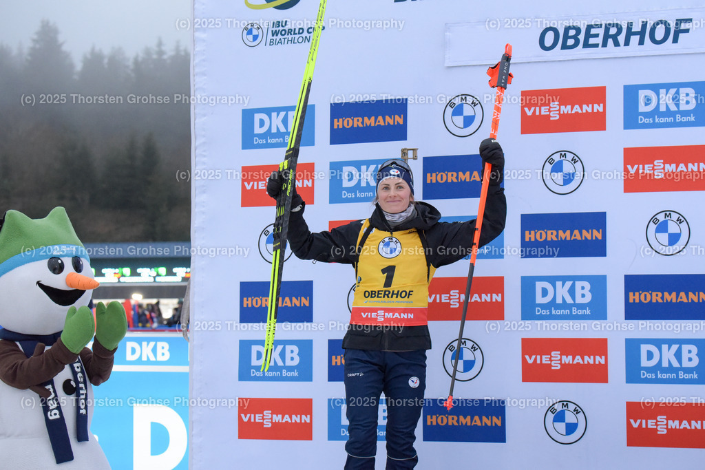 BMW IBU World Cup Biathlon - Oberhof (GER) 2024, 06.01.2024 | BMW IBU World Cup Biathlon - Oberhof (GER) 2024, FRAUEN 10 KM VERFOLGUNG am 06.01.2024 in ARENA AM RENNSTEIG in Oberhof, (Germany)

Image: Justine Braisaz-Bouchet FRA - Realisiert mit Pictrs.com