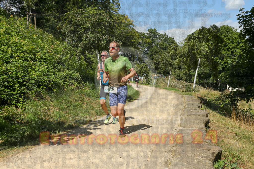 250824_1238_EX1_0042 | Sportfotografie im Rhein-Sieg Kreis, Köln, Bonn, NRW, Rheinland Pfalz, Hessen, etc. Unser Tätigkeitsfeld umfasst den Laufsport vom Volkslauf über den Marathon, Duathlon, Triathon bis zum Ultralauf wie Kölnpfad Ultra oder Schindertrail.