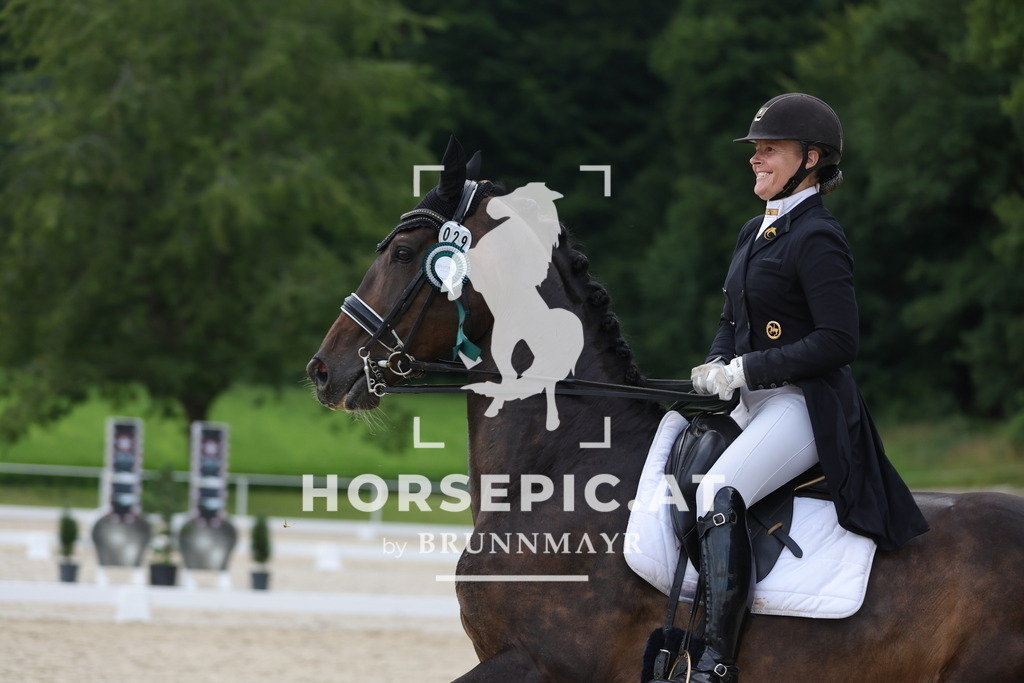 0P6A8192 | Willkommen bei Brunnmayr - Design & Fotografie – Ihrem Spezialisten für Reitturniere und Pferdeveranstaltungen in Oberösterreich, Salzburg und Bayern! Seit über 17 Jahren sind wir leidenschaftlich dabei.