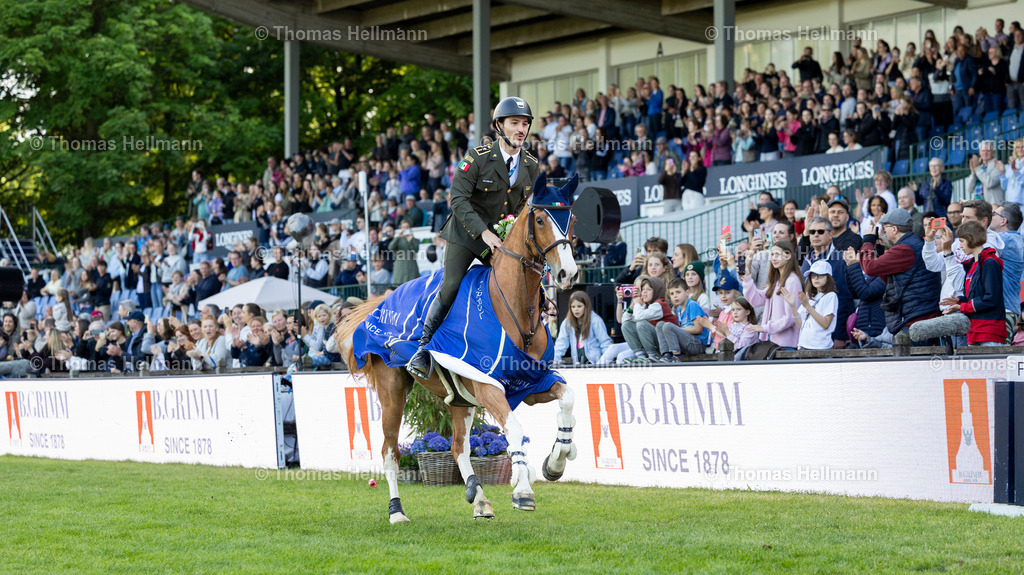 TH_63-Atlantica du Soleil Z-Azcarraga_ Andres_29248 | Al Shiraàa Deutsches Spring- und Dressur-Derby 2025 am 30.05.25 in Hamburg, Thomas Hellmann, 63Atlantica du Soleil ZAzcarraga, Andres