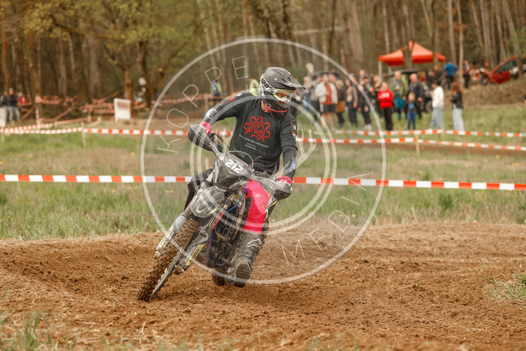 4TaktLauf2-131 | koppe-media - Realisiert mit Pictrs.com
