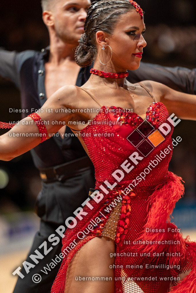 20230812-13392 | Hier finden Sie Tanz Bilder vom Latein und Standard Formationen tanzen. Sportbilder vom Tanzsport. Schöne Fotos und von Weltmeisterschaft, Europameisterschaft, Bundesliga, Regionalliga, Oberliga und Landesliga sowie von GOC Stuttgart, DanceComp, WM Bremen