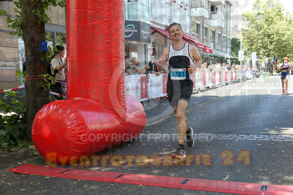 250621_1151_EX1_4176 | Sportfotografie im Rhein-Sieg Kreis, Köln, Bonn, NRW, Rheinland Pfalz, Hessen, etc. Unser Tätigkeitsfeld umfasst den Laufsport vom Volkslauf über den Marathon, Duathlon, Triathon bis zum Ultralauf wie Kölnpfad Ultra oder Schindertrail.