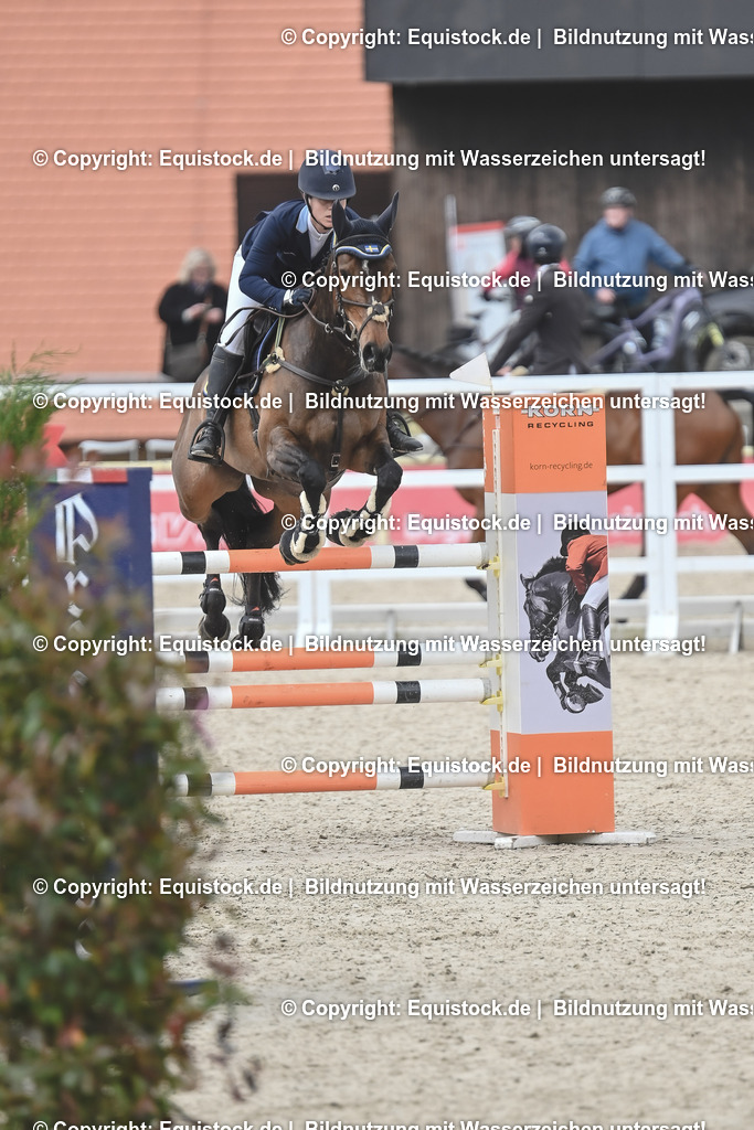 20230514_CCI4_Springen_0023 | equistock