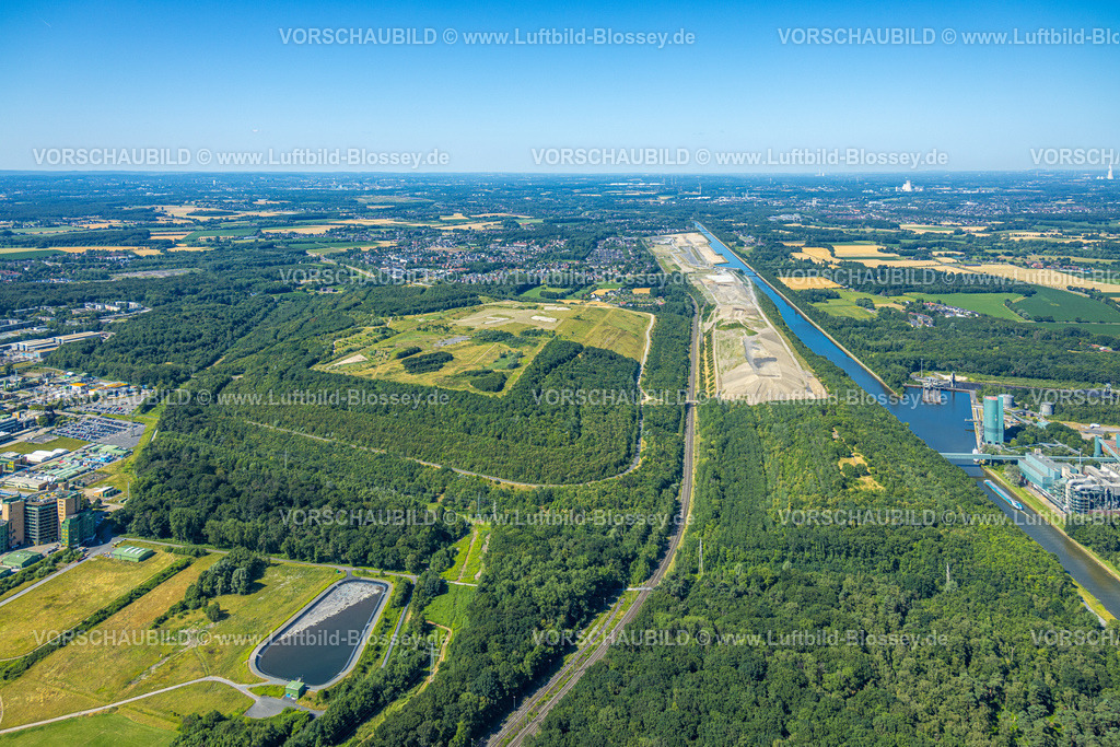 Bergkamen230702252 | Luftbild, Wasserstadt Aden am Datteln-Hamm-Kanal, Baugebiet für geplantes Stadtquartier, im Vordergrund die Halde Großes Holz, Weddinghofen, Bergkamen, Ruhrgebiet, Nordrhein-Westfalen, Deutschland