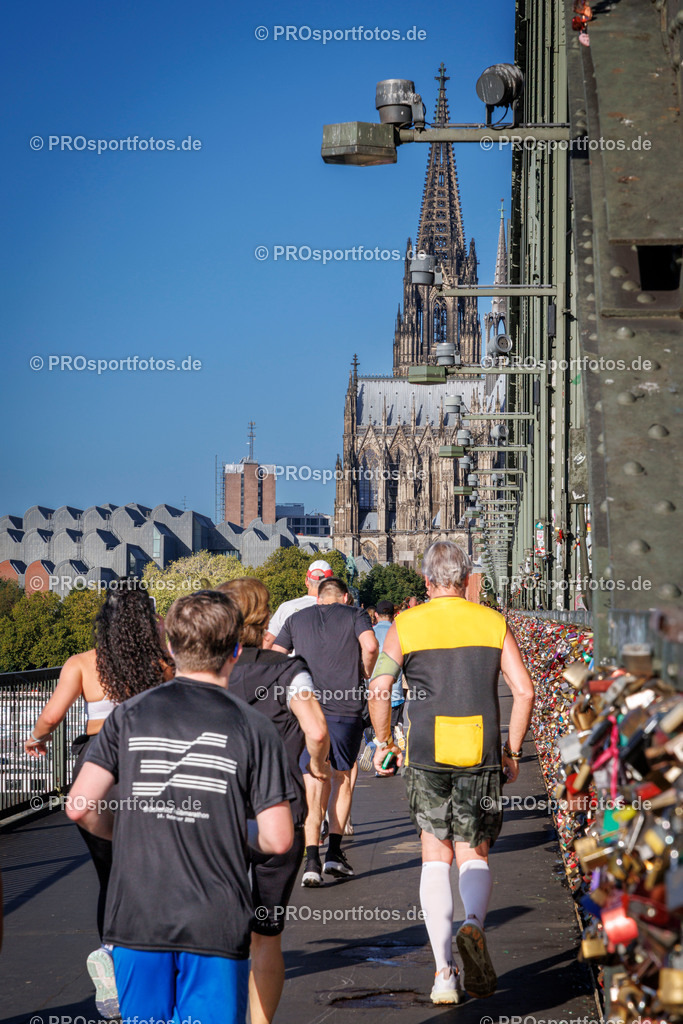 Brückenlauf Halbmarathon des ASV Köln; Köln, 14.09.25 | Impressionen vom Brückenlauf Halbmarathon des ASV Köln am 14.09.25 in Köln (Deutschland). Foto: BEAUTIFUL SPORTS/Bernd Hoffmann