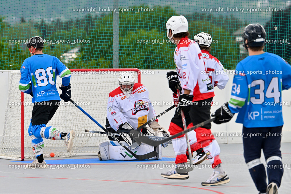 SV ASKÖ Ballhockey Villach vs. Ultras Spittal | #88 Ahammer Benjamin SV ASKÖ Ballhockey, #1 Boschitz Anton HSC Zwa, SV ASKÖ Ballhockey Villach vs. Ultras Spittal, SV ASKÖ Ballhockey Villach vs. Ultras Spittal am 10.05.2026 in Villach (Alpen Arena ), Austria, (Photo by Bernd Stefan)