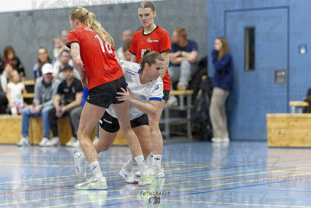 Frauen 2. Bezirksklasse; SG Rechtenbach - HSG Linden II | Frauen 2. Bezirksklasse; SG Rechtenbach - HSG Linden II am 16.11.2025 in Rechtenbach (Sporthalle Rechtenbach)Photo © 2025 - Jörg Heinrich - Realisiert mit Pictrs.com