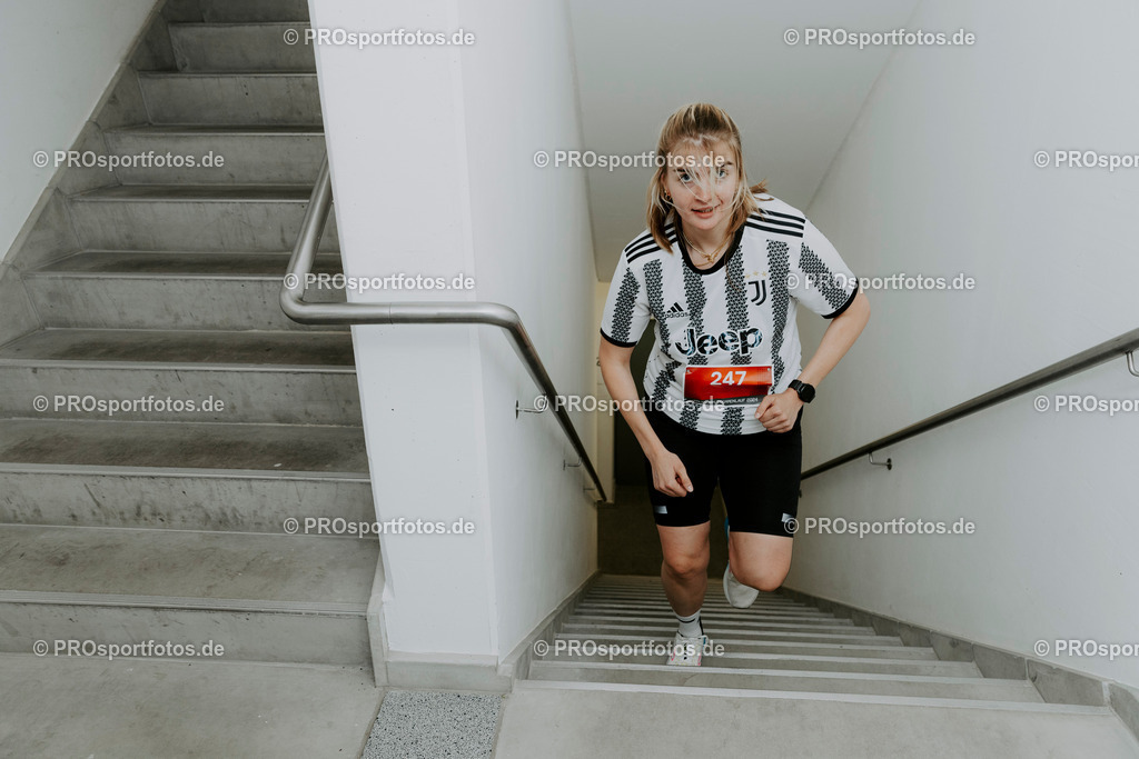 240825_Treppenlauf-568 | Professionelle Fotos Ihrer Laufsportveranstaltung.